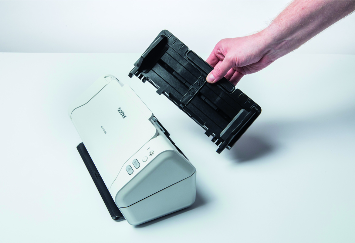 Desktop Scanners | Scan in the office | Brother UK